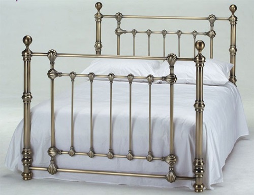 How to Choose a Metal Bed to Create a Stylish Look into Your Bedroom