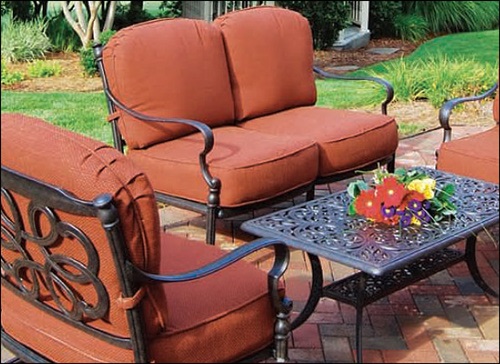 How to Clean your Outdoor Furniture