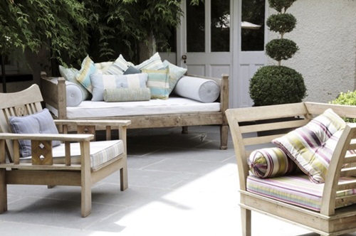 How to Clean your Outdoor Furniture