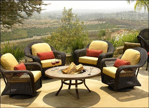 How to Clean your Outdoor Furniture