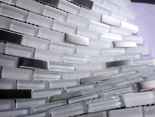 The Advantages and Disadvantages of Kitchen Mosaic Tiles