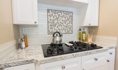 The Advantages and Disadvantages of Kitchen Mosaic Tiles