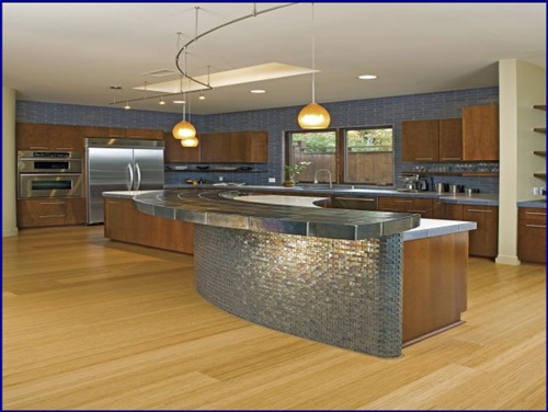 The Powerful Impact of the Glass Backsplash Tiles in your Kitchen