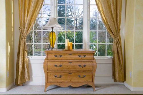 Tips to Remove the Musty Smell from your Old Wood Furniture