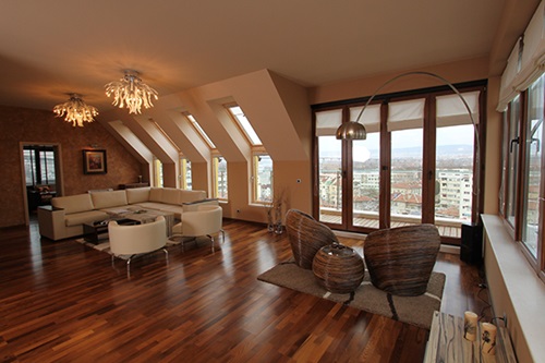 4 Clever Tips for Making Your Living Room Gorgeous Yet Simple