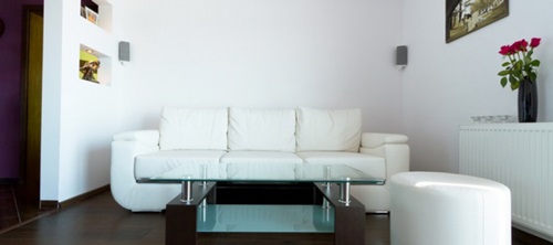 8 Secrets to Make Your Small Living Room Seem Spacious