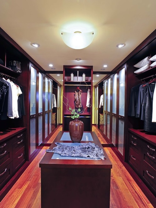 Stunning Designs for Your Bedroom Closet