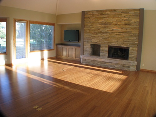 The Pros and Cons of installing an Oak Flooring