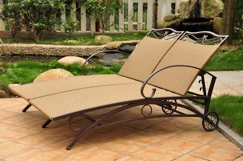 5 Great Tips for Having the Perfect Outdoor Relaxing Chaise Lounges