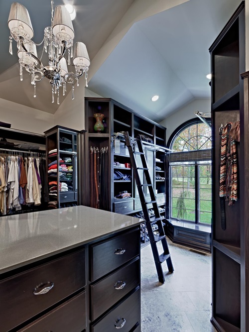 Innovative Ways to Use Your Closet as an Additional Storage Space