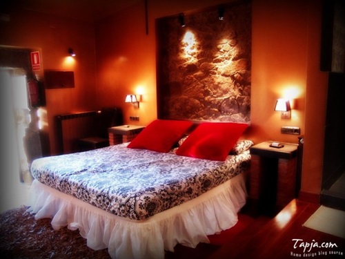 Inviting Romantic Bedroom Decorating Ideas