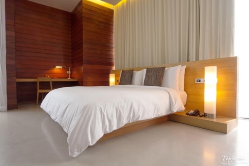 Inviting Romantic Bedroom Decorating Ideas