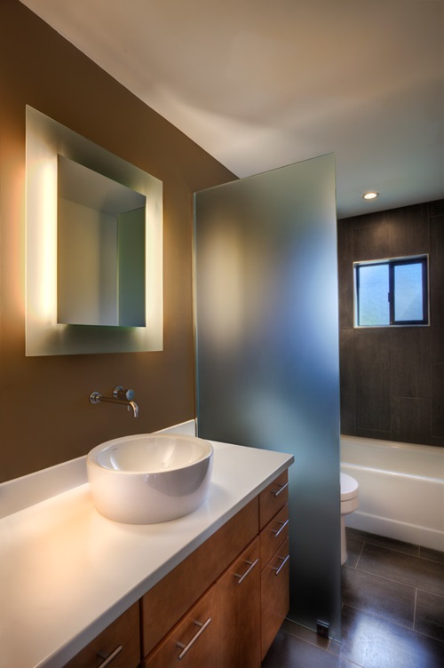 Impressive Modern Bathroom Ceiling and Wall Lighting Ideas