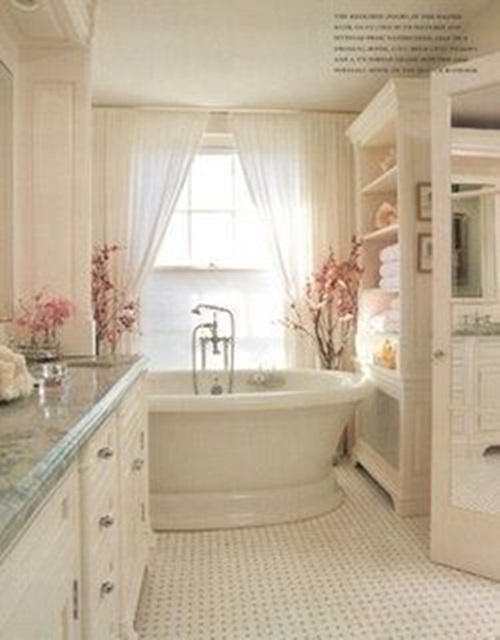 Striking Decorating Tricks to Transform the Look of Your Home