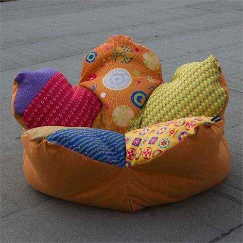 Unique Decorative and Functional Pouf Design Ideas