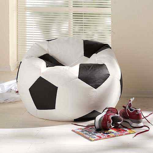 Unique Decorative and Functional Pouf Design Ideas
