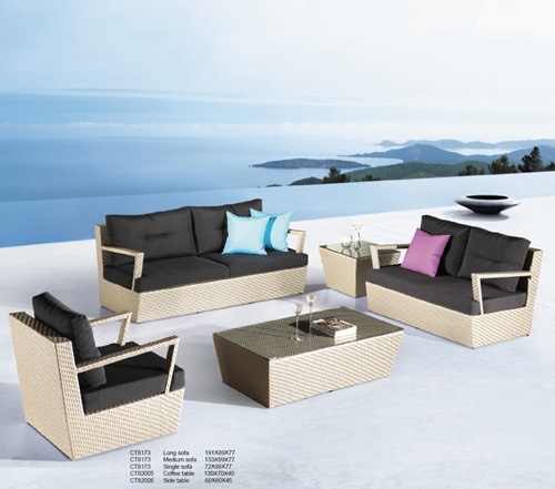 8 Cute Patio Side Table Design Ideas