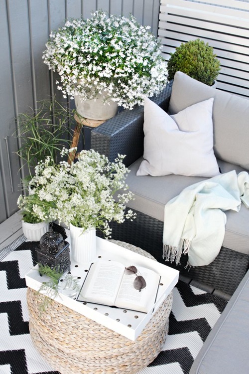 8 Cute Patio Side Table Design Ideas