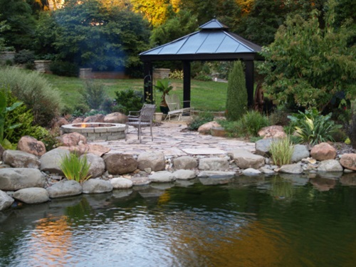 How to Clean Your Outdoor PondEfficiently