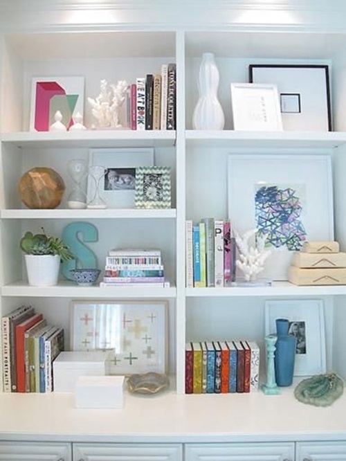 Interesting Ways to Provide Your Bookshelf a Stylish Look
