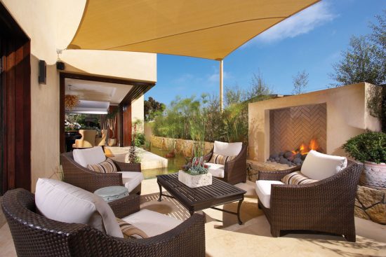 Furnish your outdoor area with amazing suitable coffee table