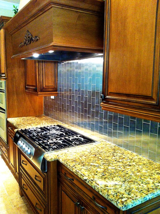 How to Create a Perfect Eclectic Look from the Designs of Amber Clore