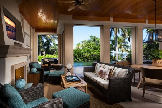 Unique Mix of Modern and Traditional Designs by Bruce Palmer Design Studio