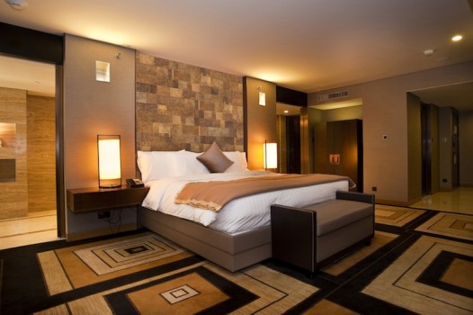 Wood cladding for the bedroom look