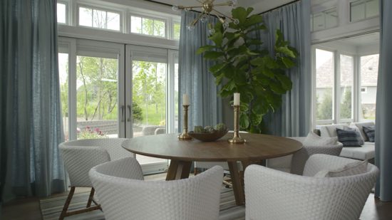 your home healthy and safe by adding beautiful indoor plants