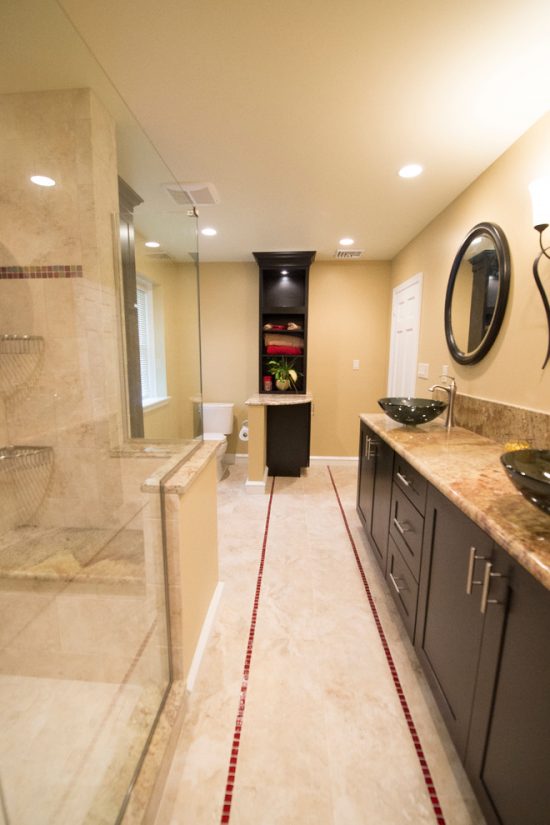 Genius Small Kitchen and Bathroom Solutions Inspired from Grand Décor Projects