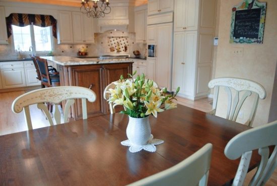 Reasons Why You Should Choose Neutral Colors for Your Dining Space by Moss Design Team We may define the neutral colors as non-complete colors that couldn’t provide your home a certain mood without extra decorative elements. Such colors are perfect backgrounds to help you display your inspirational and personal talents throughout the corners of your home. If you still think that the neutral colors are boring and lifeless, you will certainly change your mind quickly. Such colors include warm and cool shades such as the wide range of grey shades, white, black, and pale shades of all existing colors. Moss design team members use Montpelier ashlar grey, Alexandra beige, storm, backdrop, shale, accessible beige, and fresh grey shades in different dining spaces to show off the existing furnishings, accessories, and textures and let the homeowners change such decorative elements every season. The neutral colors blend perfectly with different decorative styles starting from ultramodern to traditional dining rooms keeping the place up-to-date for long years. If your little daughter needs a pop of pink or purple color to have her food comfortably, the neutral background will let you use pink or white curtains or even fun accessories to provide the room an enjoying personality. If such a dining space is incorporated to the kitchen, the neutral colored walls, floor, along with powerful and accent LED lights will enhance the aesthetic and comforting look of the place. Whenever you stage your home for a resale, the neutral colored walls will help you depersonalize the place and tell the potential buyer that he is in his home. As a formal room, the dining space needs neutral colored walls with a touch of color or personal decorative elements to match the different tastes and cultural backgrounds of your guests and create harmony with the rest of your home at the same time.