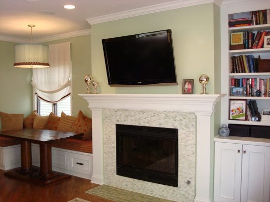 Sophisticated Classic Dining Room Design Ideas with a Modern Twist by Lisa Wolf