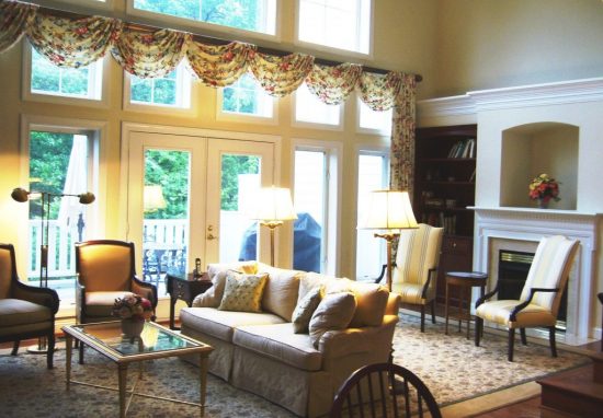 4 Easy DIY Ideas for Making Tuscan Window Treatment
