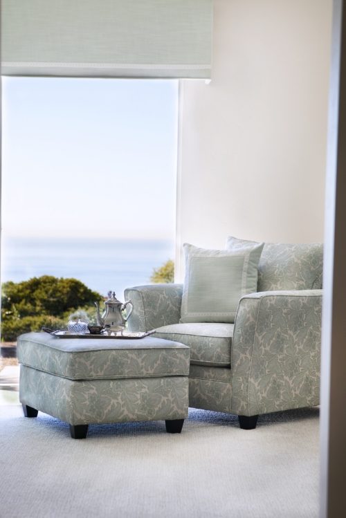 Breathtaking and Cheerful Outdoor Spaces to Please All of Your Senses by Valerie Saunders