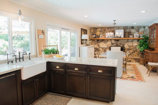 Breathtaking and Cheerful Outdoor Spaces to Please All of Your Senses by Valerie Saunders