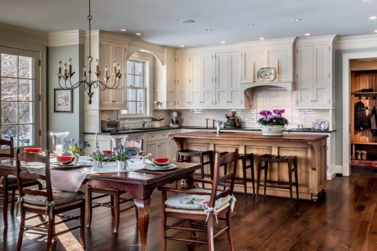 Enhance Your Security, Enjoyment and Comfort Using the Latest Kitchen Technology by Debbie Larson