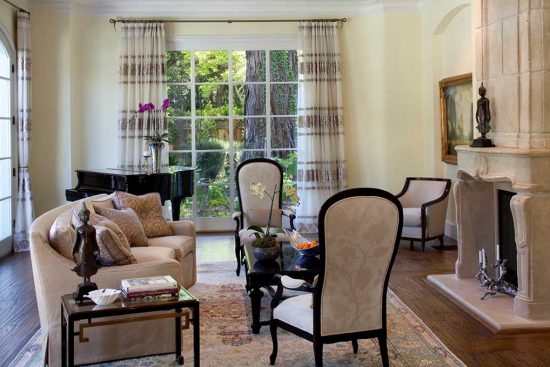 The Basics of Living Room Color Choices for 2017 by Ruth Livingston